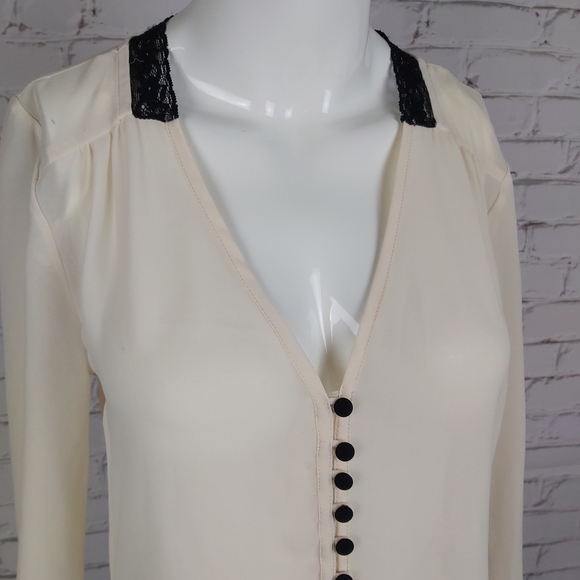 SANDWICH Chiffon Ivory Blouse - Picture 3 of 12